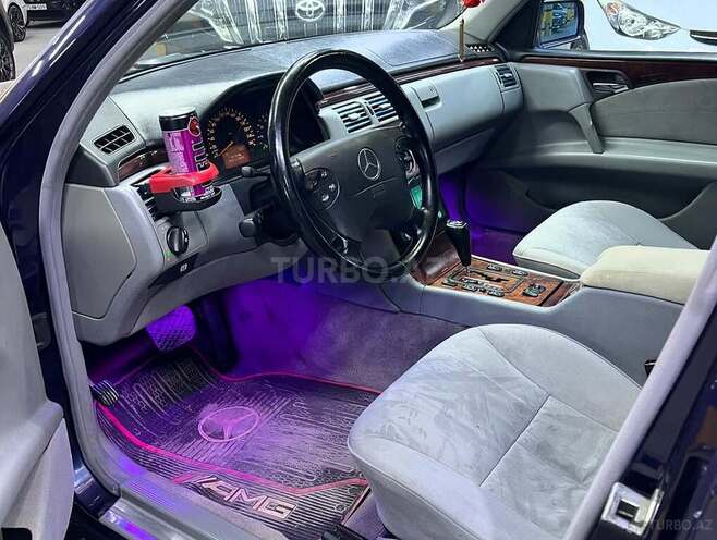 Mercedes E 240 1999, 330,000 km - 2.4 l - Naxçıvan