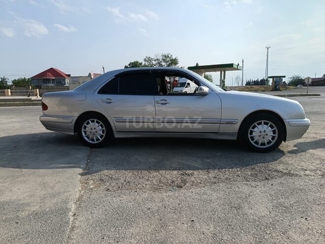 Mercedes E 220 d 2000, 235,189 km - 2.2 l - Ağcabədi