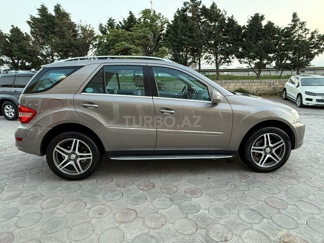 Mercedes ML 350 4MATIC-11