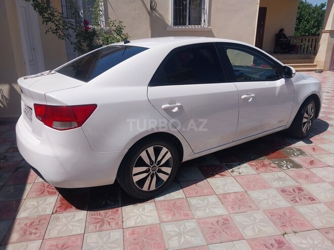 Kia Cerato-7
