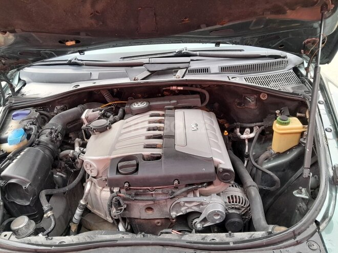 Volkswagen Touareg 2002, 210,321 km - 3.2 l - Bakı