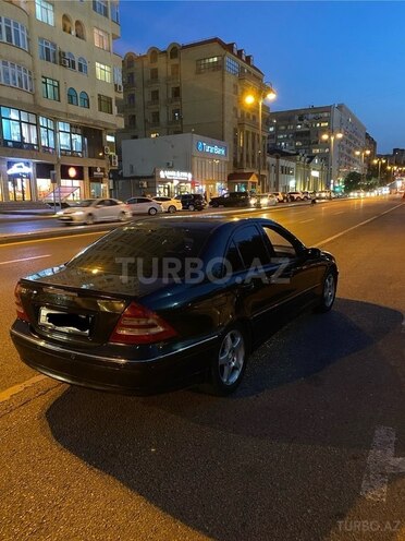 Mercedes C 320 2001, 230,000 km - 3.2 л - Bakı
