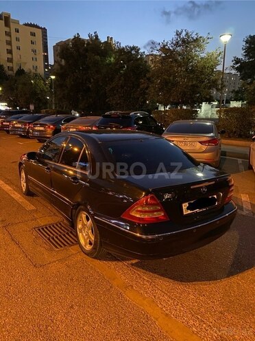 Mercedes C 320 2001, 230,000 km - 3.2 л - Bakı