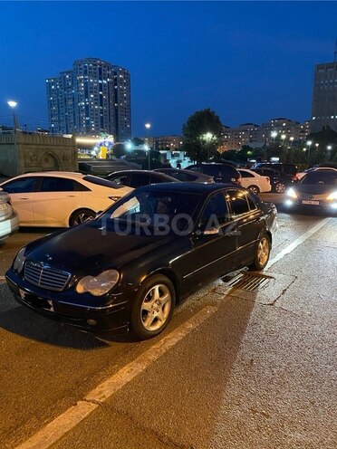 Mercedes C 320 2001, 230,000 km - 3.2 л - Bakı