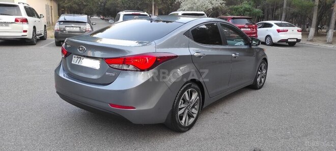 Hyundai Elantra 2015, 233,355 km - 1.8 l - Sumqayıt