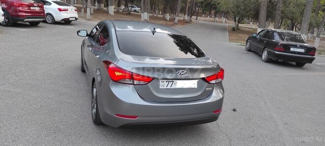 Hyundai Elantra 2015, 233,355 km - 1.8 l - Sumqayıt