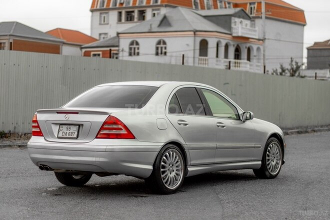 Mercedes C 230 2006, 276,000 km - 2.5 l - Bakı