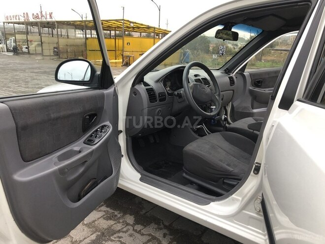 Hyundai Accent 2005, 325,000 km - 1.6 l - Bakı