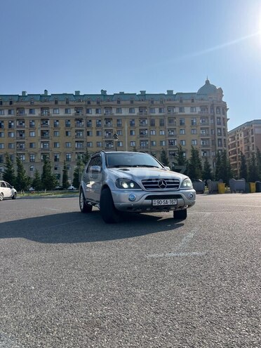 Mercedes  2003, 325,523 km - 4.0 л - Sumqayıt