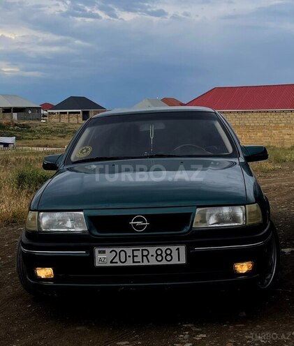 Opel Vectra 1994, 411,000 km - 2.0 l - Gəncə