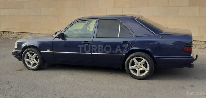Mercedes E 200 1995, 359,683 km - 2.0 l - Bakı