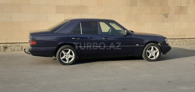 Mercedes E 200 1995, 359,683 km - 2.0 l - Bakı