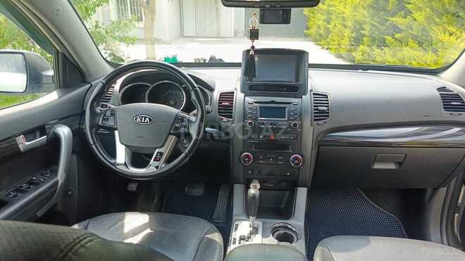 Kia Sorento-9