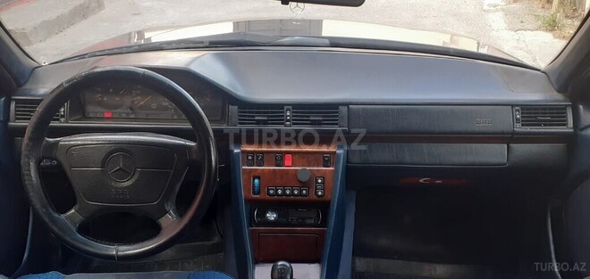 Mercedes E 200 1995, 359,683 km - 2.0 l - Bakı