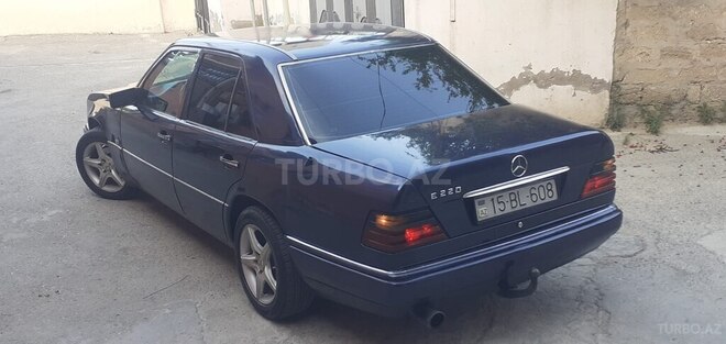Mercedes E 200 1995, 359,683 km - 2.0 l - Bakı