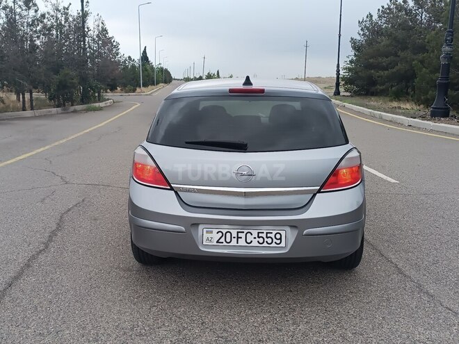 Opel Astra 2006, 196,256 km - 1.4 l - Gəncə