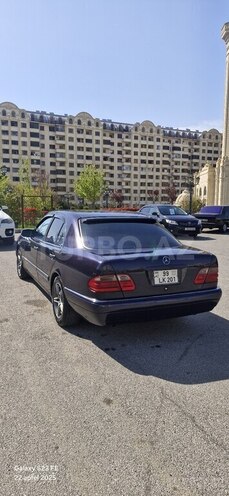 Mercedes E 320 1997, 252,000 km - 3.2 л - Bakı