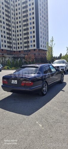 Mercedes E 320 1997, 252,000 km - 3.2 л - Bakı