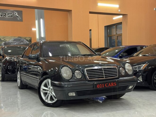 Mercedes E 240-6