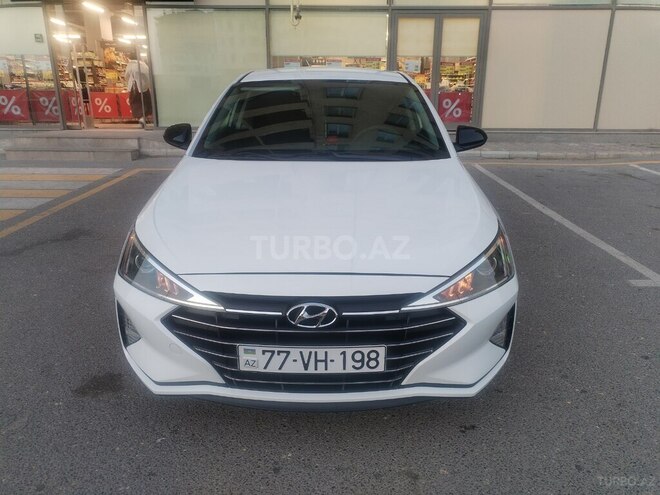 Hyundai Elantra 2018, 135,185 km - 2.0 л - Bakı