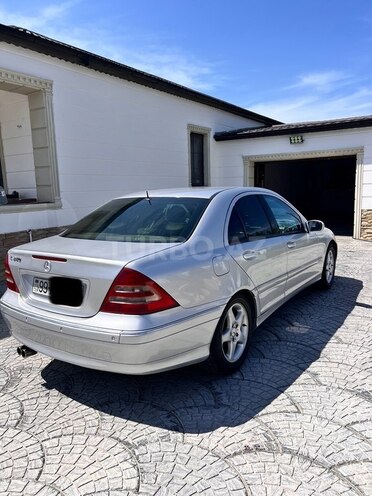 Mercedes C 200 2000, 357,000 km - 2.0 л - Bakı
