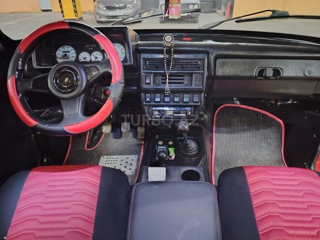 LADA (VAZ) Niva 1986, 70,000 km - 1.6 l - Samux