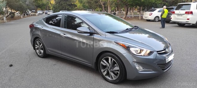 Hyundai Elantra 2015, 225,308 km - 1.8 л - Sumqayıt
