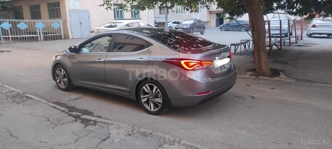 Hyundai Elantra 2015, 225,308 km - 1.8 л - Sumqayıt