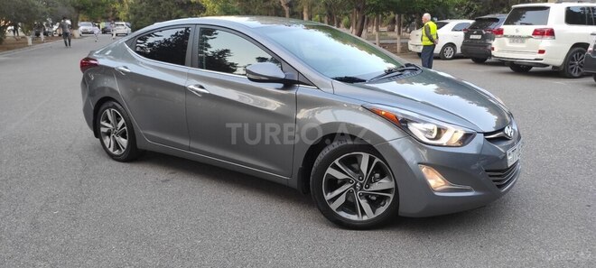 Hyundai Elantra 2015, 225,308 km - 1.8 л - Sumqayıt