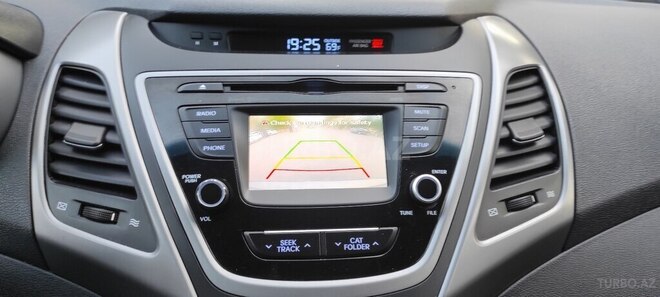Hyundai Elantra 2015, 225,308 km - 1.8 л - Sumqayıt