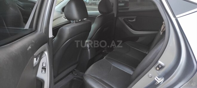 Hyundai Elantra 2015, 225,308 km - 1.8 л - Sumqayıt