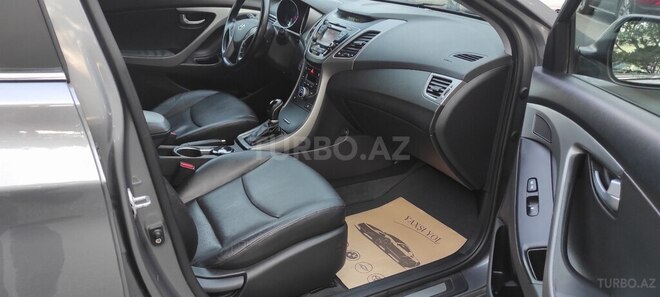 Hyundai Elantra 2015, 225,308 km - 1.8 л - Sumqayıt
