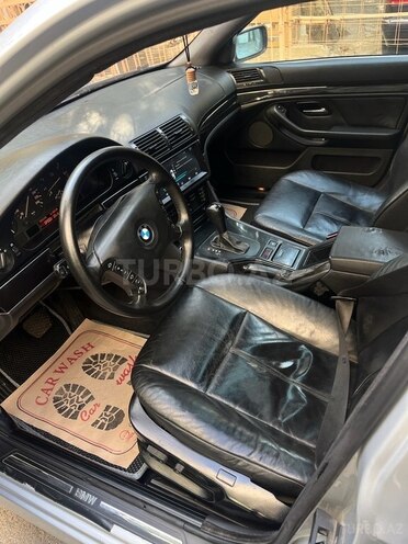 BMW 530 2002, 392,000 km - 3.0 l - Bakı