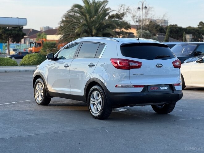 Kia Sportage 2012, 298,000 km - 2.0 л - Bakı