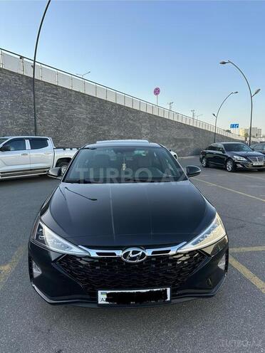 Hyundai Elantra 2019, 104,607 km - 1.6 л - Bakı
