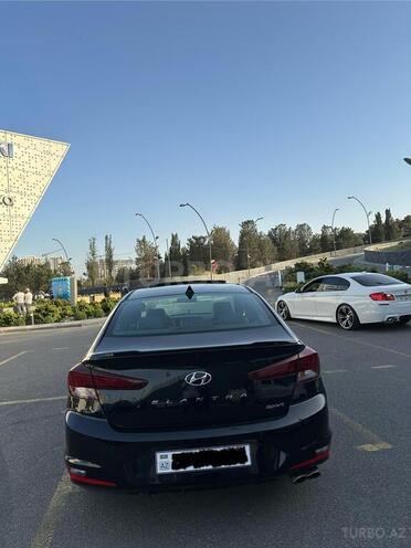 Hyundai Elantra 2019, 104,607 km - 1.6 л - Bakı