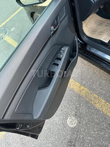 Hyundai Elantra 2019, 104,607 km - 1.6 л - Bakı