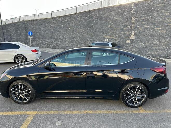 Hyundai Elantra 2019, 104,607 km - 1.6 л - Bakı