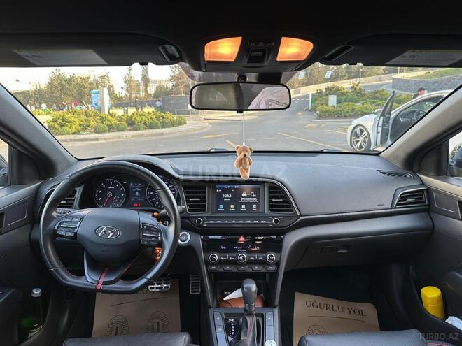 Hyundai Elantra 2019, 104,607 km - 1.6 л - Bakı