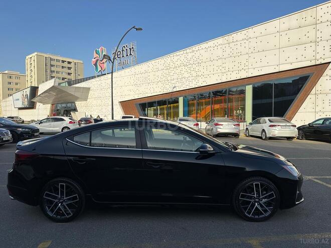 Hyundai Elantra 2019, 104,607 km - 1.6 л - Bakı