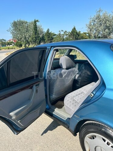 Mercedes C 200 1997, 424,000 km - 2.0 л - Sumqayıt