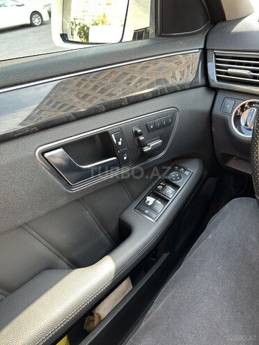 Mercedes E 220 2012, 259,000 km - 2.2 l - Bakı