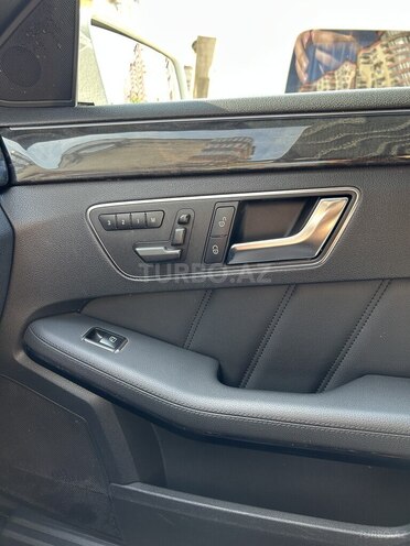 Mercedes E 220 2012, 259,000 km - 2.2 l - Bakı