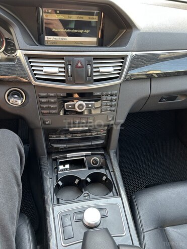Mercedes E 220 2012, 259,000 km - 2.2 l - Bakı