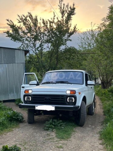 LADA (VAZ) Niva 2015, 90,091 km - 1.7 l - Yardımlı