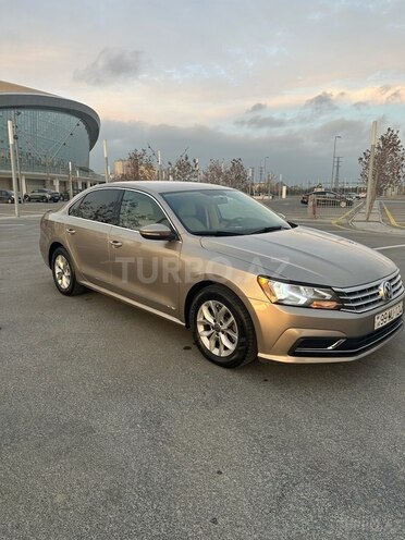 Volkswagen Passat 2017, 140,000 km - 1.8 l - Bakı
