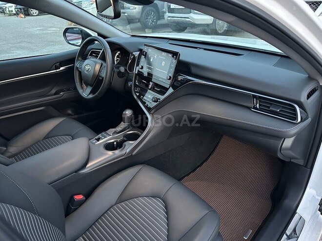 Toyota Camry 2023, 23,800 km - 2.5 l - Bakı