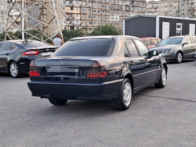 Mercedes C 180 1997, 300,000 km - 1.8 л - Bakı