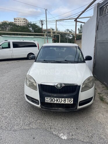 Skoda Fabia 2009, 220,000 km - 1.6 l - Bakı