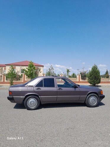 Mercedes 190 1992, 330,000 km - 2.0 л - Gəncə